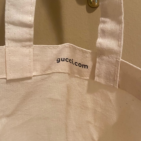 Gucci Mini Tote Bag 💼 - Picture 2 of 3
